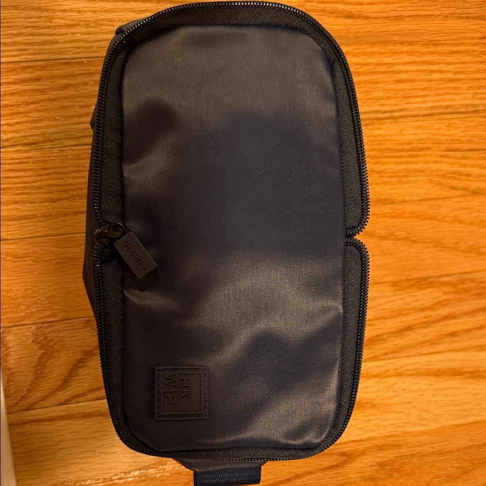 IHKWIP Navy Nylon Collapsible Toiletry Bag  for Men water repellent brand new - Picture 3 of 10